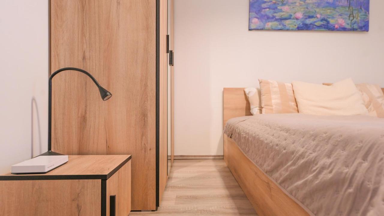 West Park Residence Apartment บูดาเปสต์ ภายนอก รูปภาพ